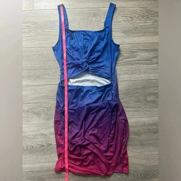 NWOT Pink Purple Blue Cut Out Ombre Bodycon Dress Size M - Picture 6 of 7